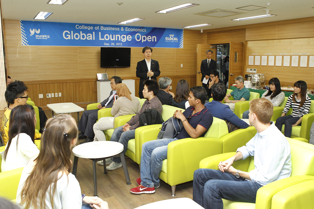 상경대학 글로벌라운지 오픈식 참석(2012-9-26)