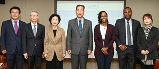 Rwandan Ambassador to Korea Discusses ‘Saemaul Undong Localization’ with YU