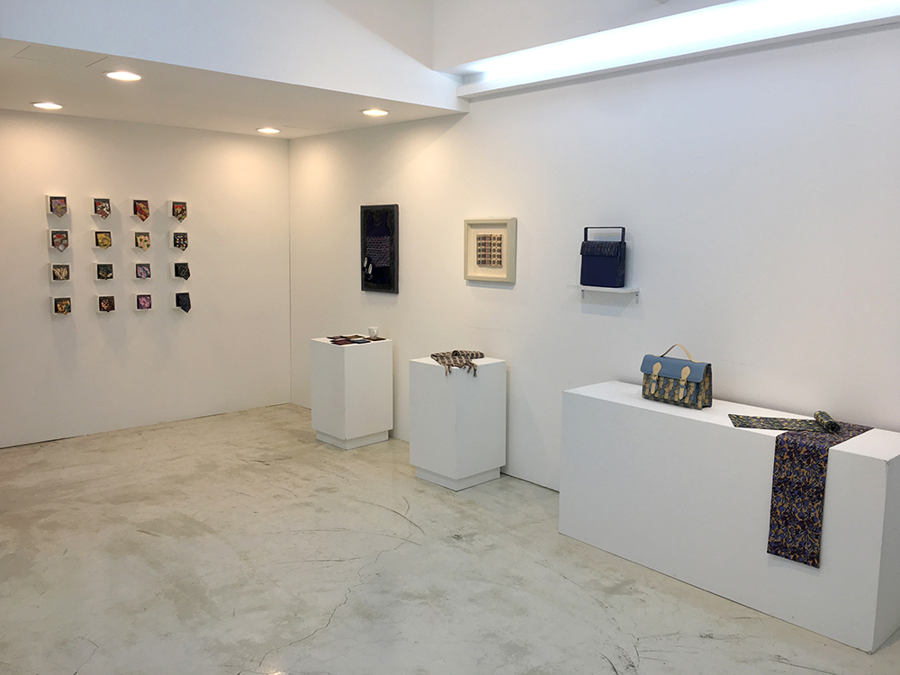 Gallery 52 - 36.5°c 