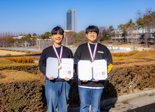 YU Department of Robotics Engineering produced two Presidential Science Scholarship Students.